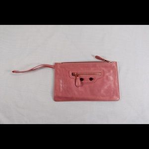 Pink pochette